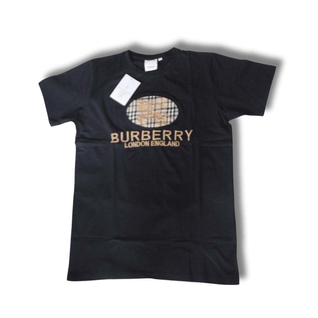 : Burberry Black T-Shirt - Cuzefit