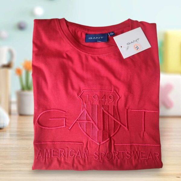 Gant Red Half Sleeve T-Shirt - Effortless Style at Cruzefit - Image 2